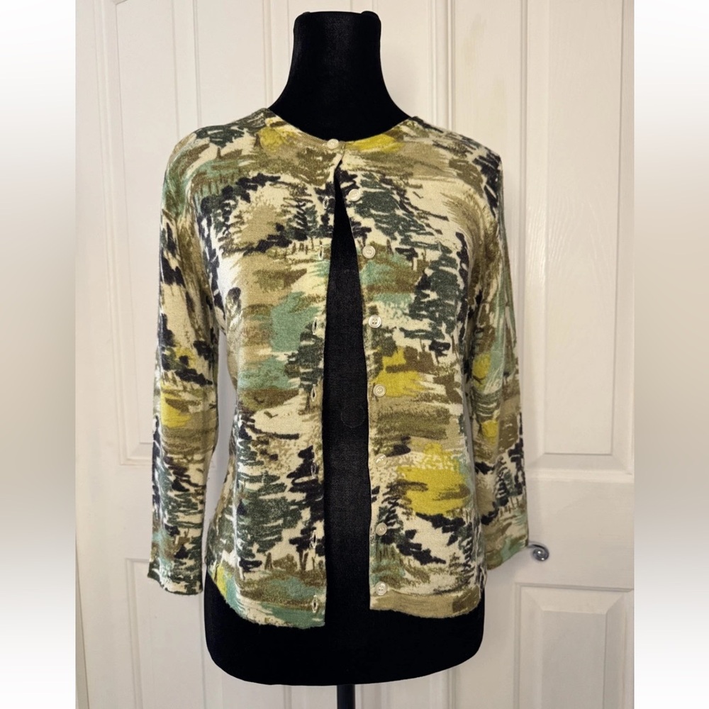 Garnet Hill Womens Sz S 100% Merino Wool Forest Landscape Print Cardigan EUC